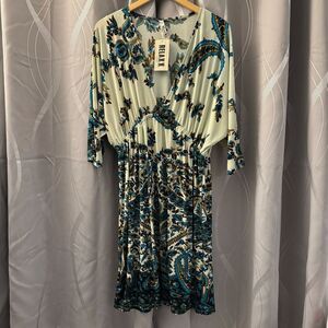 Relaxx by Exist Patterened Wide‎ Arm Dress (NWT)